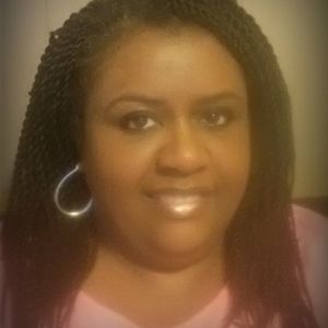 Meet your Posher, Yolanda