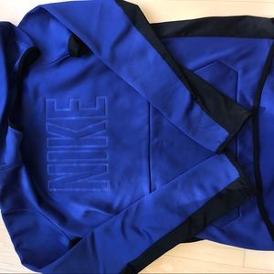 Nike therma fit hoodie