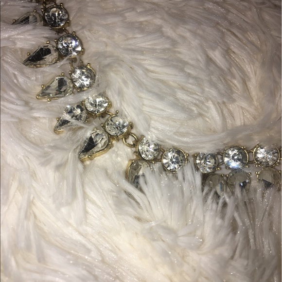 👸🏼J CREW NECKLACE 👸🏼 - Picture 3 of 3