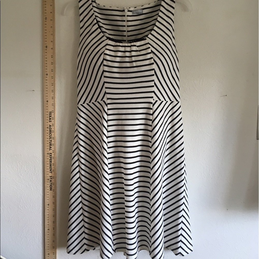 Tabitha black white summer dress 👗 comfy 10