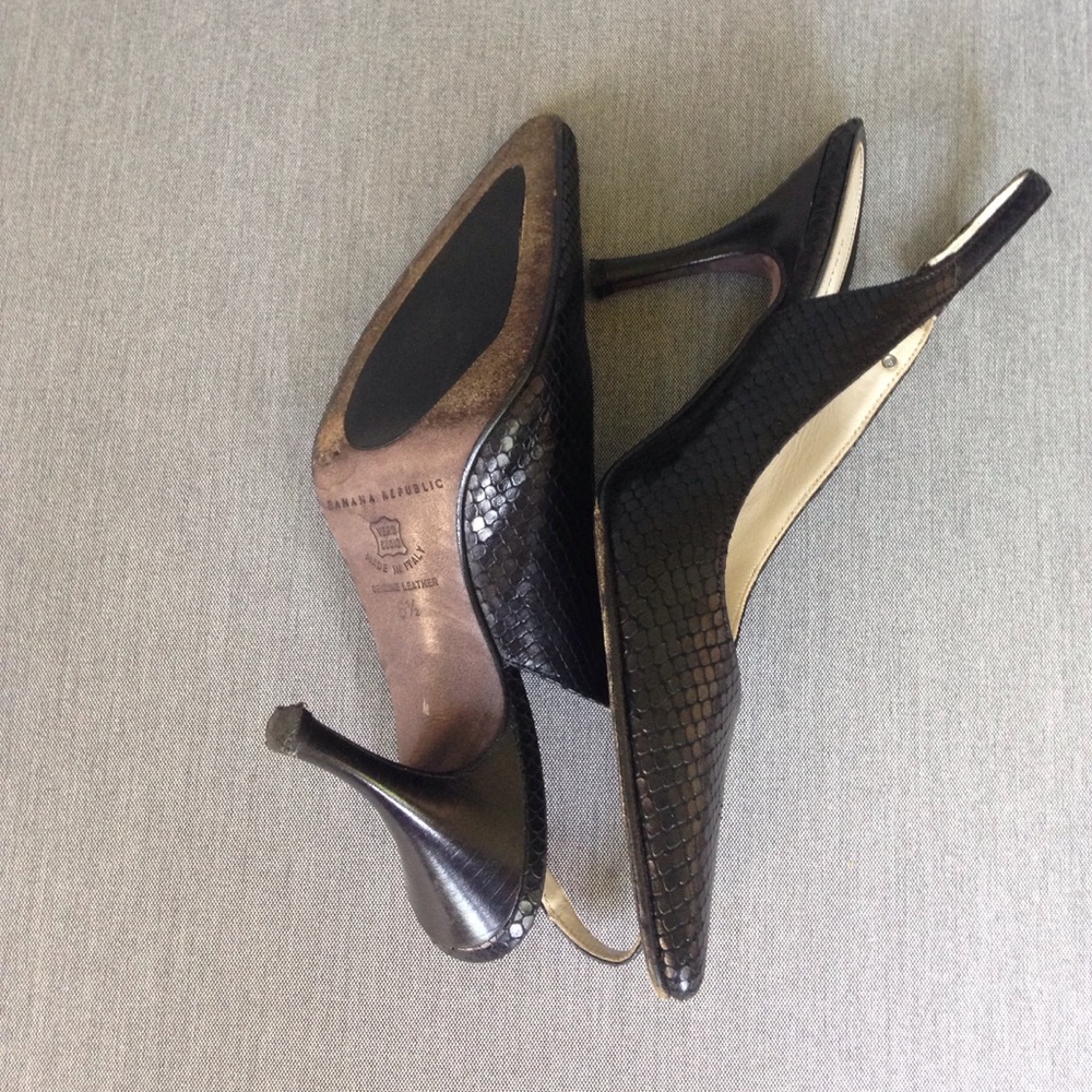 Banana Republic Slingbacks