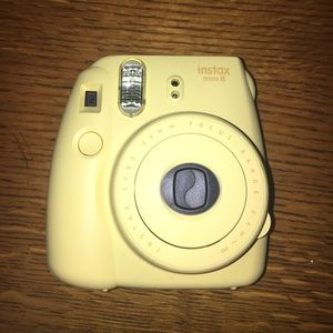 Fujifilm Instax Mini 8 Polaroid Camera
