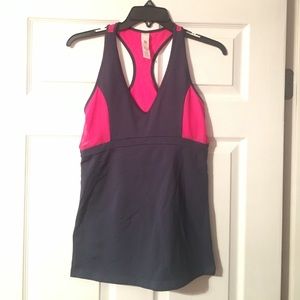 Women's workout tank!