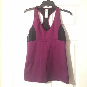 Women's workout tank!