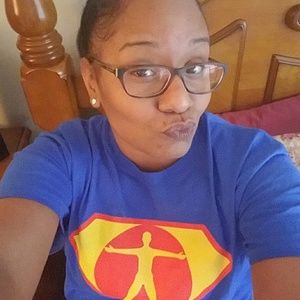 Meet your Posher, Christina