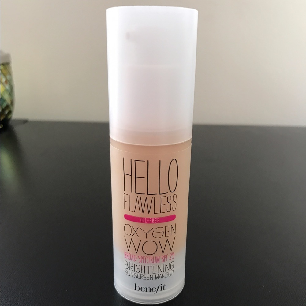 Benefit HELLO Flawless Oxygen Wow Foundation