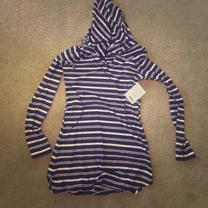 NWT Athleta Wick-it Wader Cover-Up