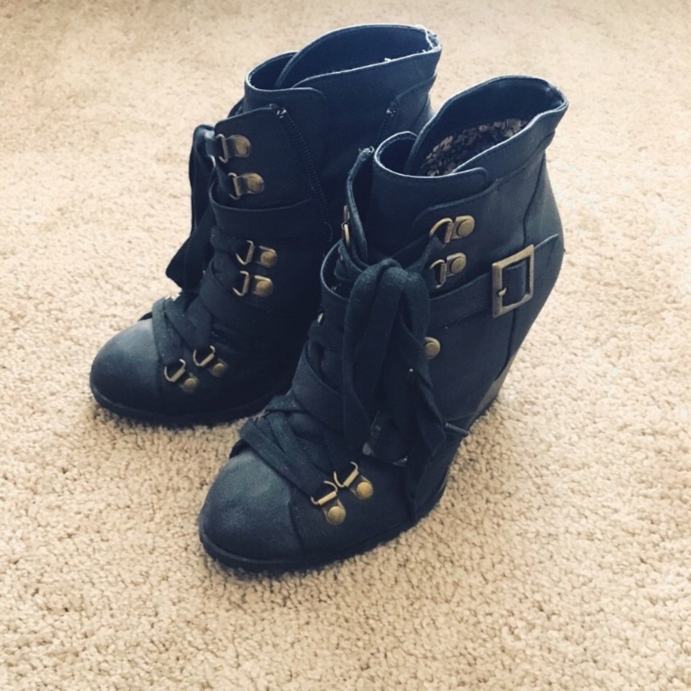 RUSTIC BOOTIES⚡️