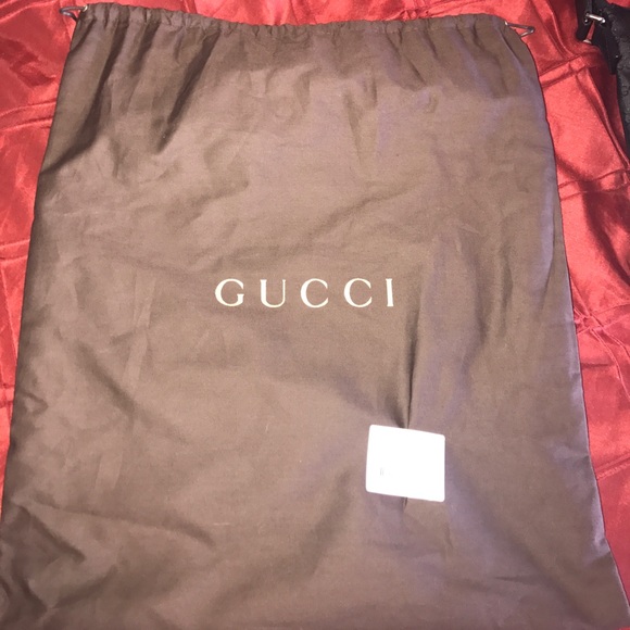 GG Supreme Messenger Bag - Picture 3 of 4