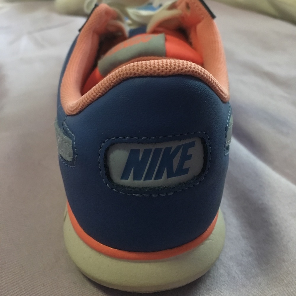 Nike blue orange tennis shoes