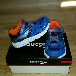Saucony Toddler Boy Shoes, Size 7W