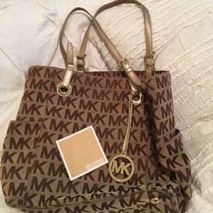 Michael Kors Purse