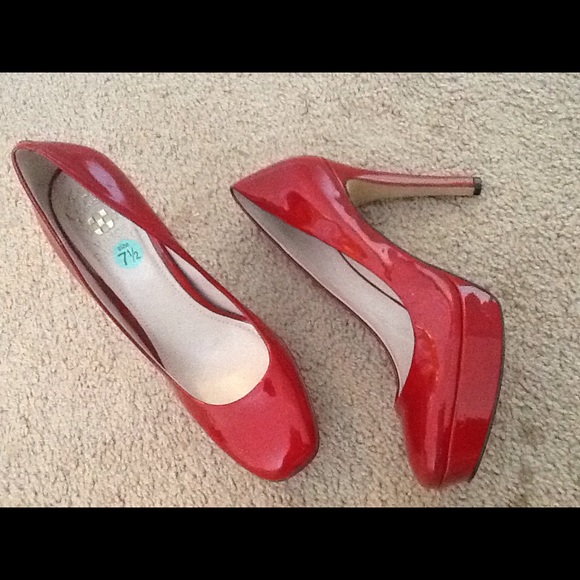 Red heels - Picture 4 of 4