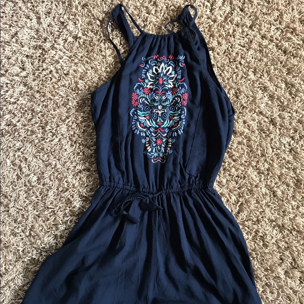 Super cute navy blue hollister romper! Size XS