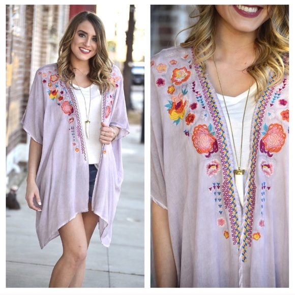 Vintage Wash Floral Embroidered Kimono - Picture 2 of 3