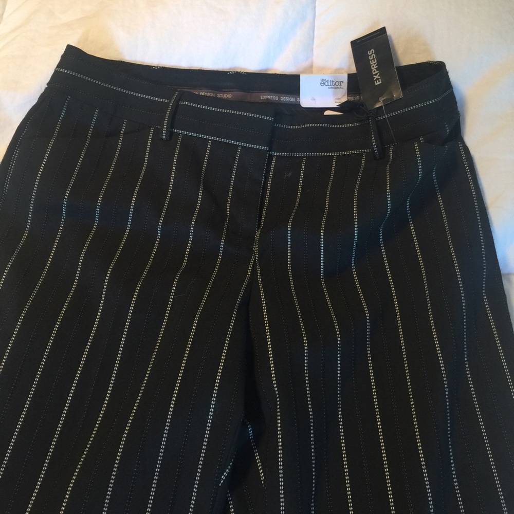 Express, Editor pants