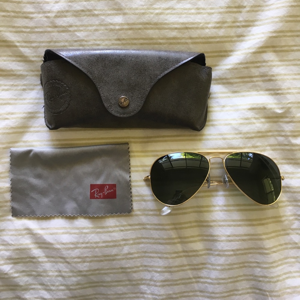 AUTHENTIC Ray Ban Aviator Sunglasses - LIKE NEW☀️