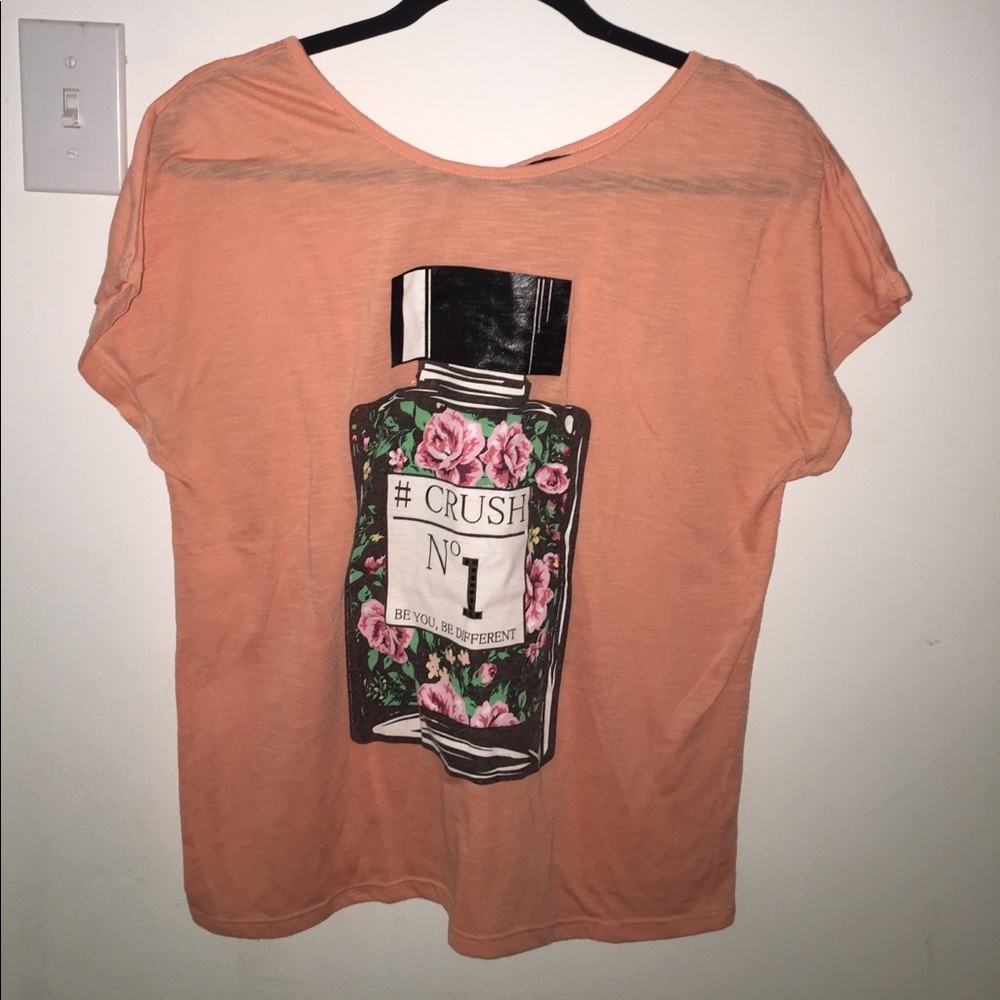 Peach graphic t.