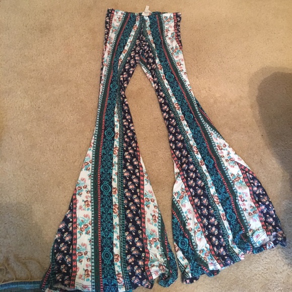 American Threads Pants - American Threads Flowy Pants