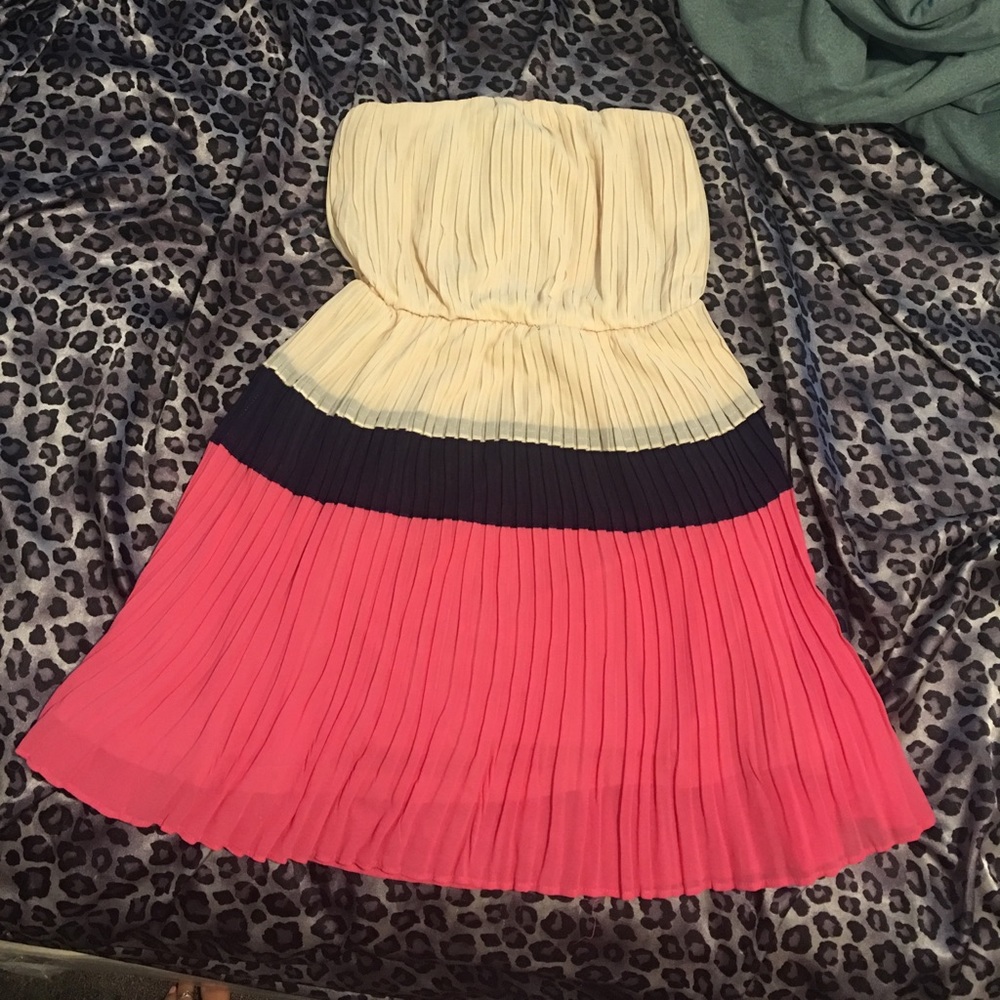Never worn strapless dress