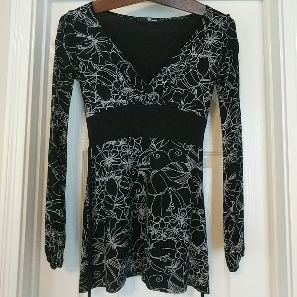 Flowy tunic length blouse