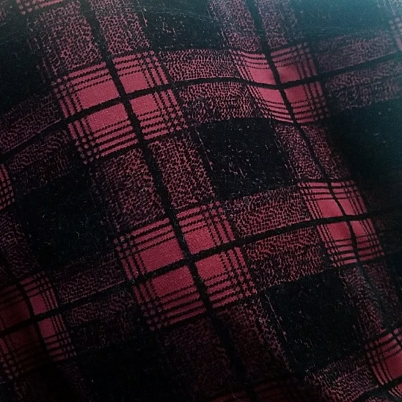 Checkered red & black fall dress, barely worn - Picture 2 of 4