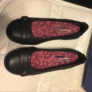 Sketchers shoes size 7.5