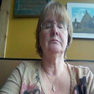 Meet your Posher, Debra