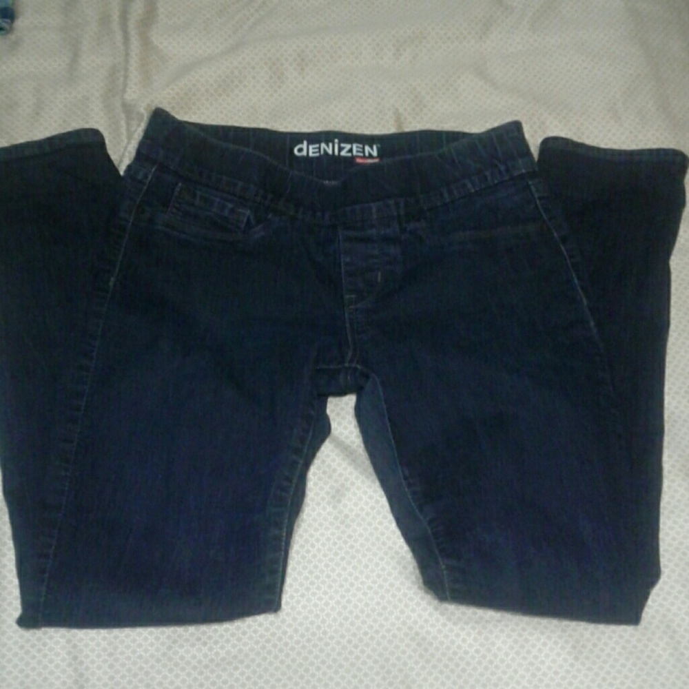 Denizen Levi pull on jeans, size 8