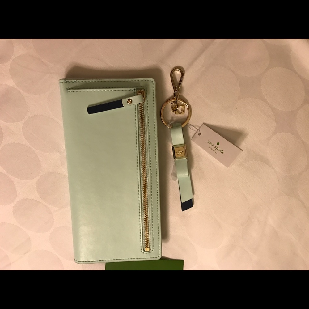 💙Kate Spade💙 - Picture 6 of 7