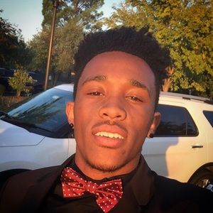 Meet your Posher, Ahmad