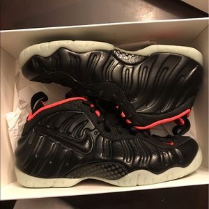 Nike Foamposite Yeezy PRM Size 9.5 Never Worn