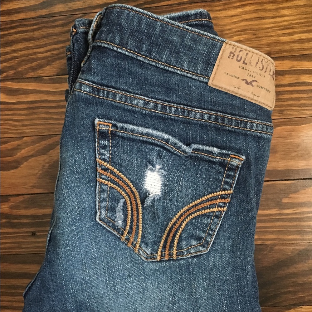 Hollister straight worn jeans