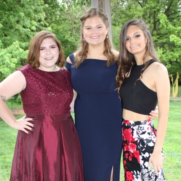 Meet your Posher, Savannah - Picture 1 of 1