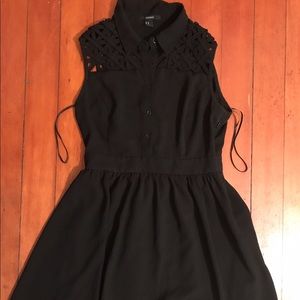 Black, flowy XXI dress
