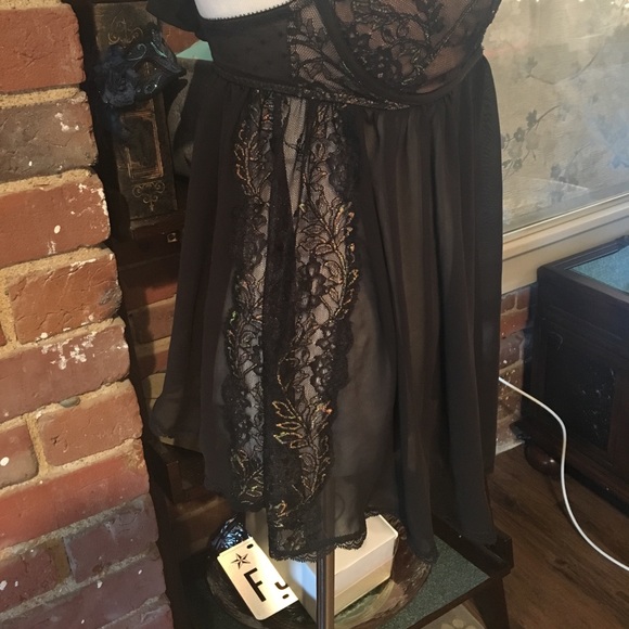 LAST DAY Victoria's Secret Babydoll Nightie - Picture 3 of 6