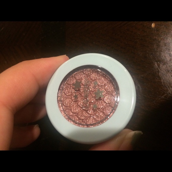 Colourpop LIMITED EDITION birthday cake eyeshadow - Picture 6 of 6