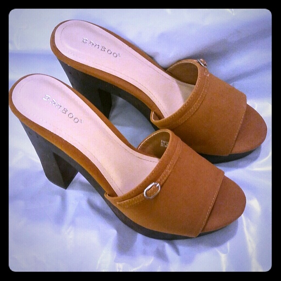 BAMBOO Shoes Bamboo Brand Womens Slipon Platform Poshmark