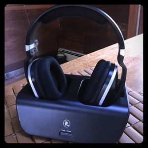 IT Deluxe Wireless Headphones