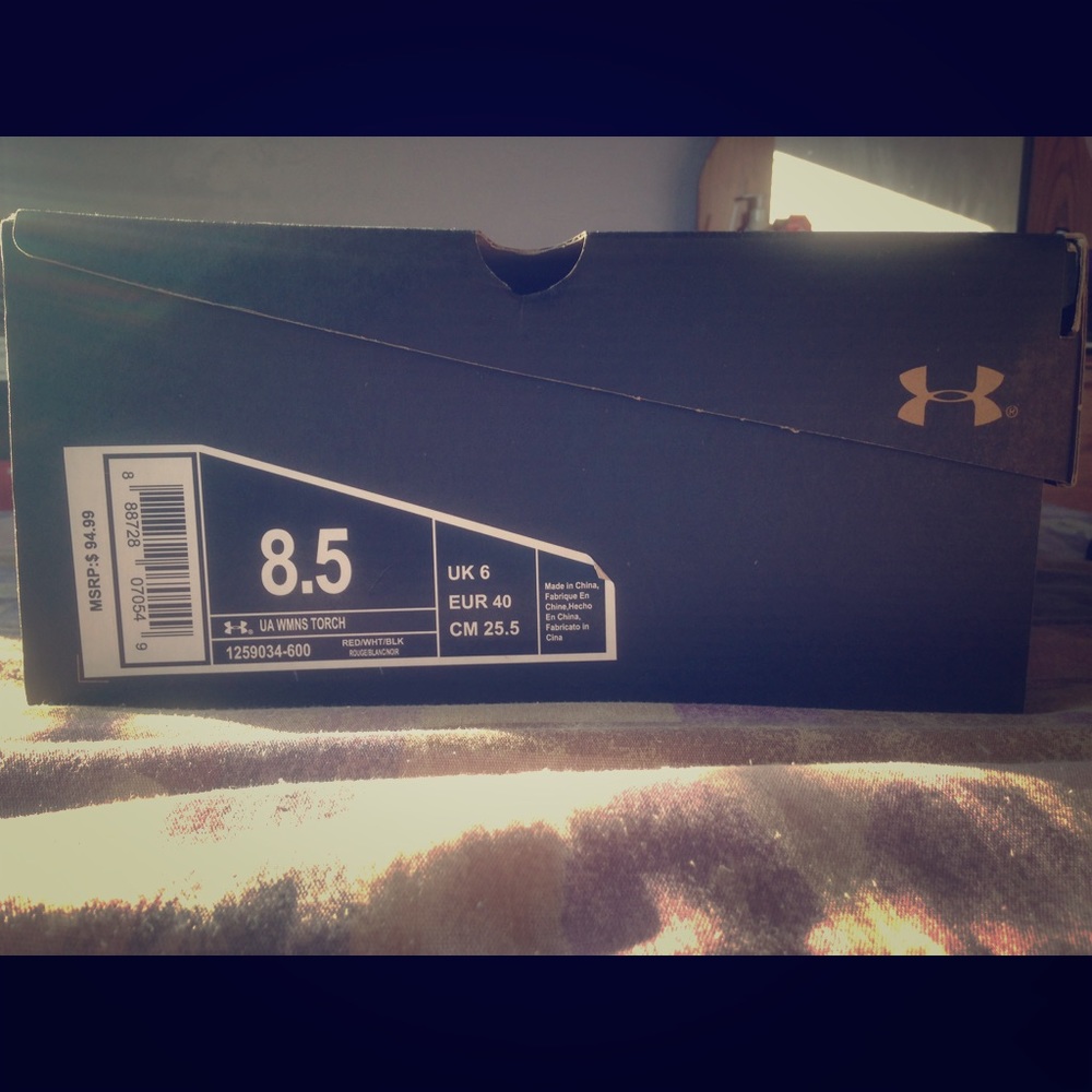 Woman's Under Armour Torch