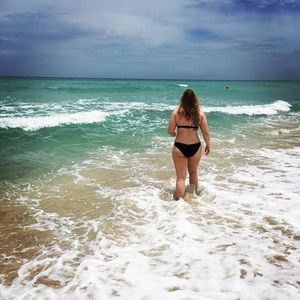 Meet your Posher, Essie