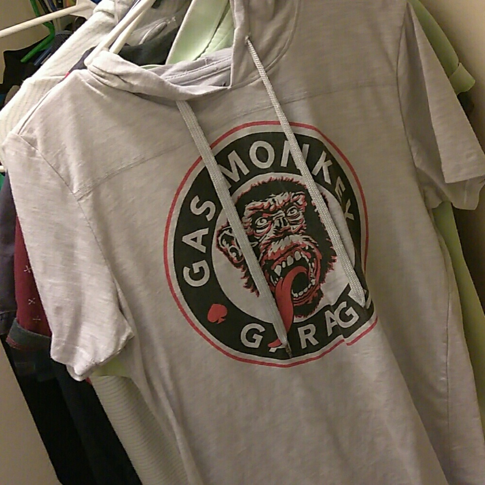 Short sleeve hoody