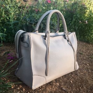 Beautiful Regan Rebecca Minkoff Satchel!