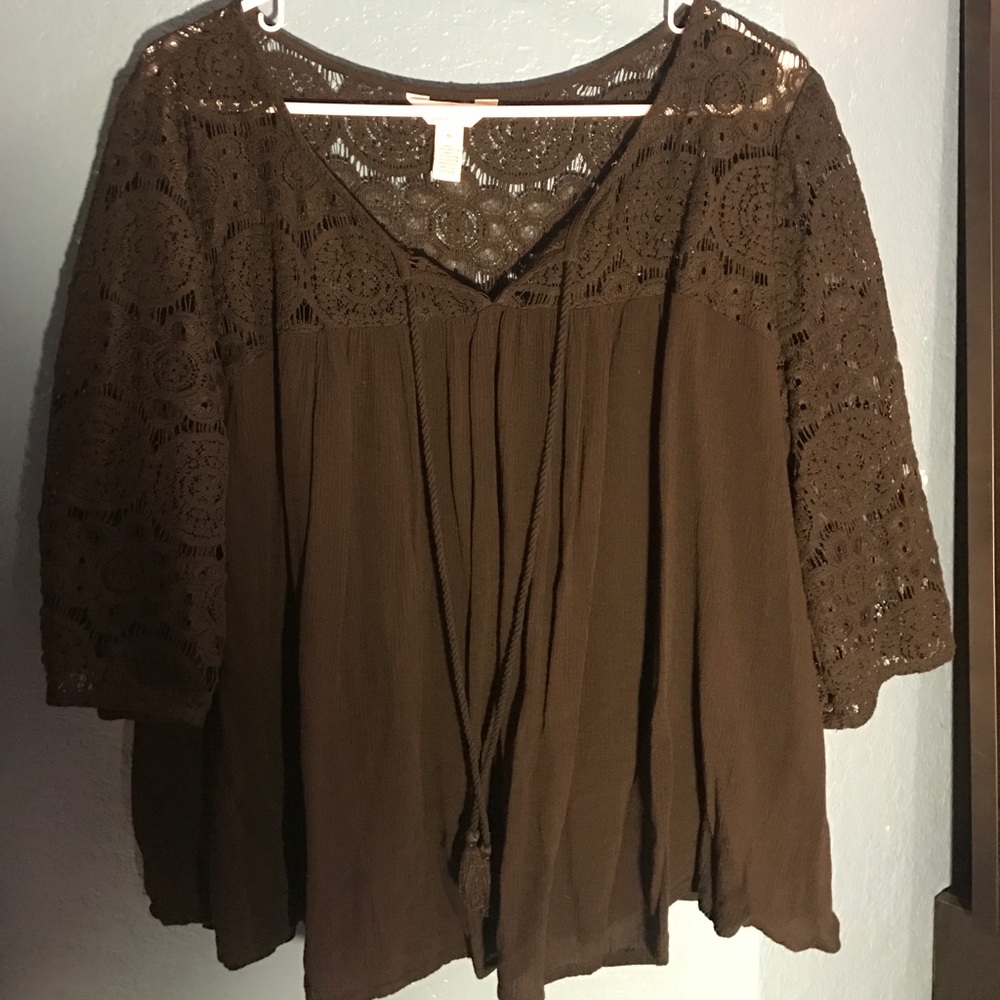 Black, flowy, lace top