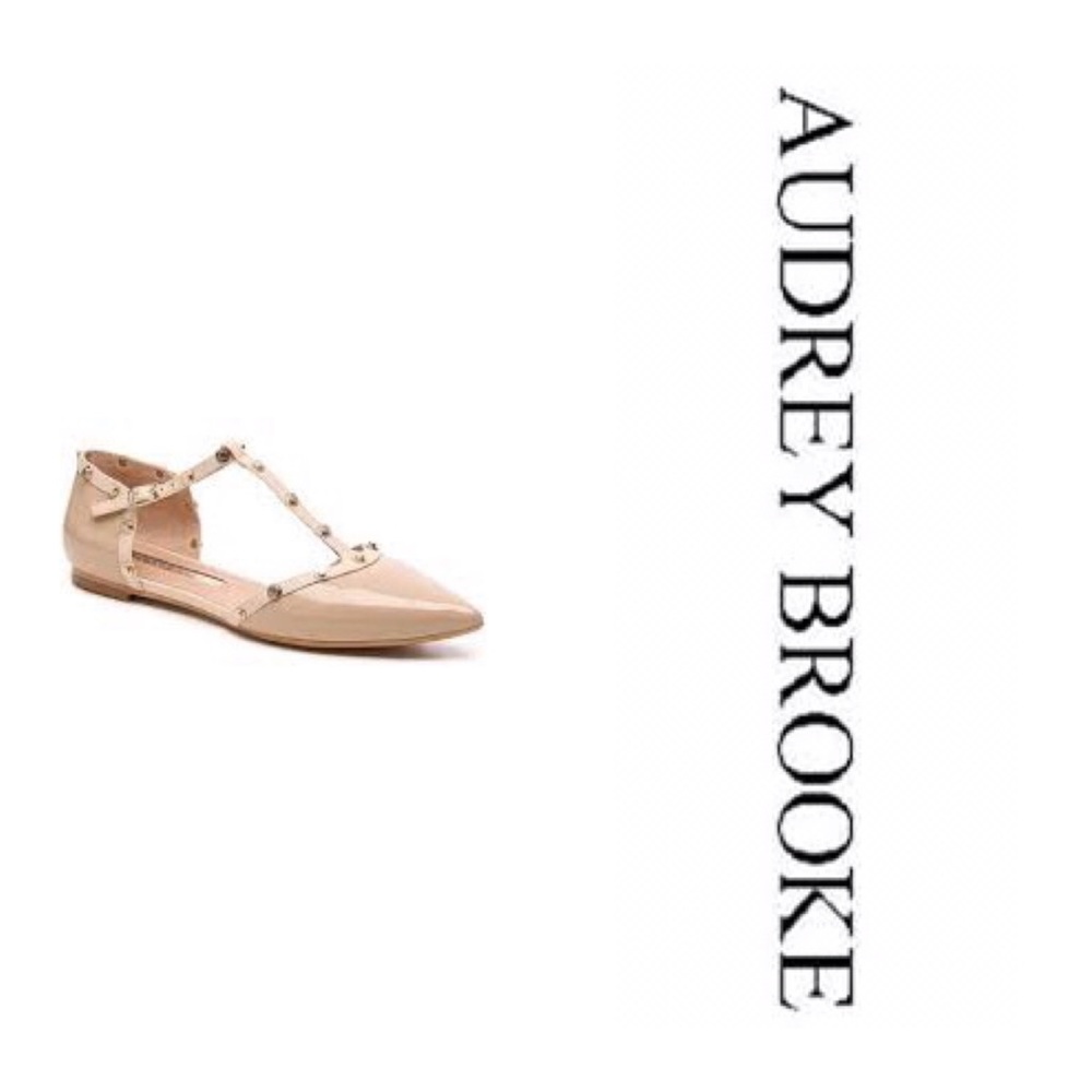 Audrey Brooke Pointed Toe studded nude flats