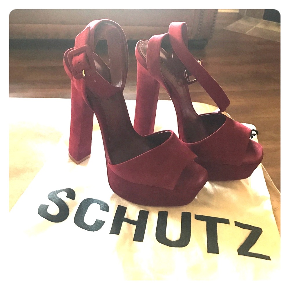 Schütz sandals
