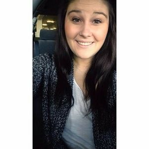 Meet your Posher, Michaela