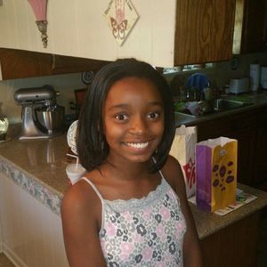 Meet your Posher, Anissa