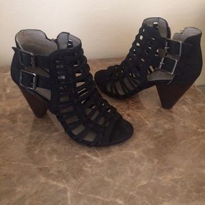Vince Camuto black peep toe booties