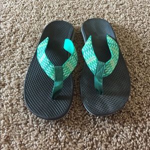 Chaco flip flops
